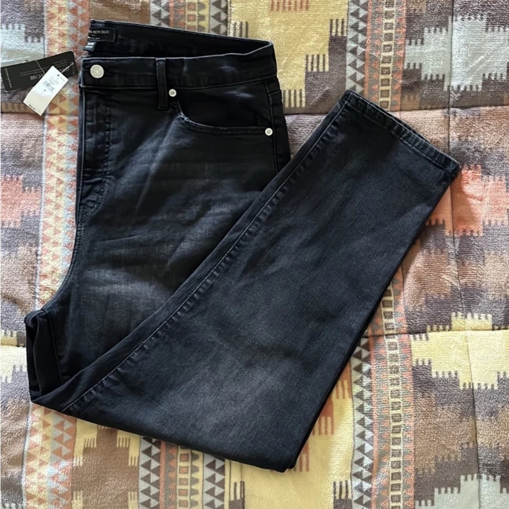 BANANA REPUBLIC HIGH RISE JEANS